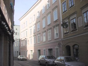 Institutsgebäude in der Bergstrasse