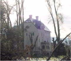 Schloss Freisaal von der Nawi aus gesehen (Herbst)